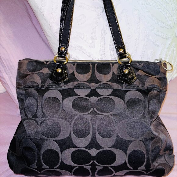 Coach Poppy Monogram Canvas Large Hobo w/ Silver Hardware - Picture 2 of 12